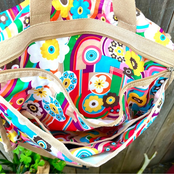 LeSport Diaper Bag - Picture 4 of 6